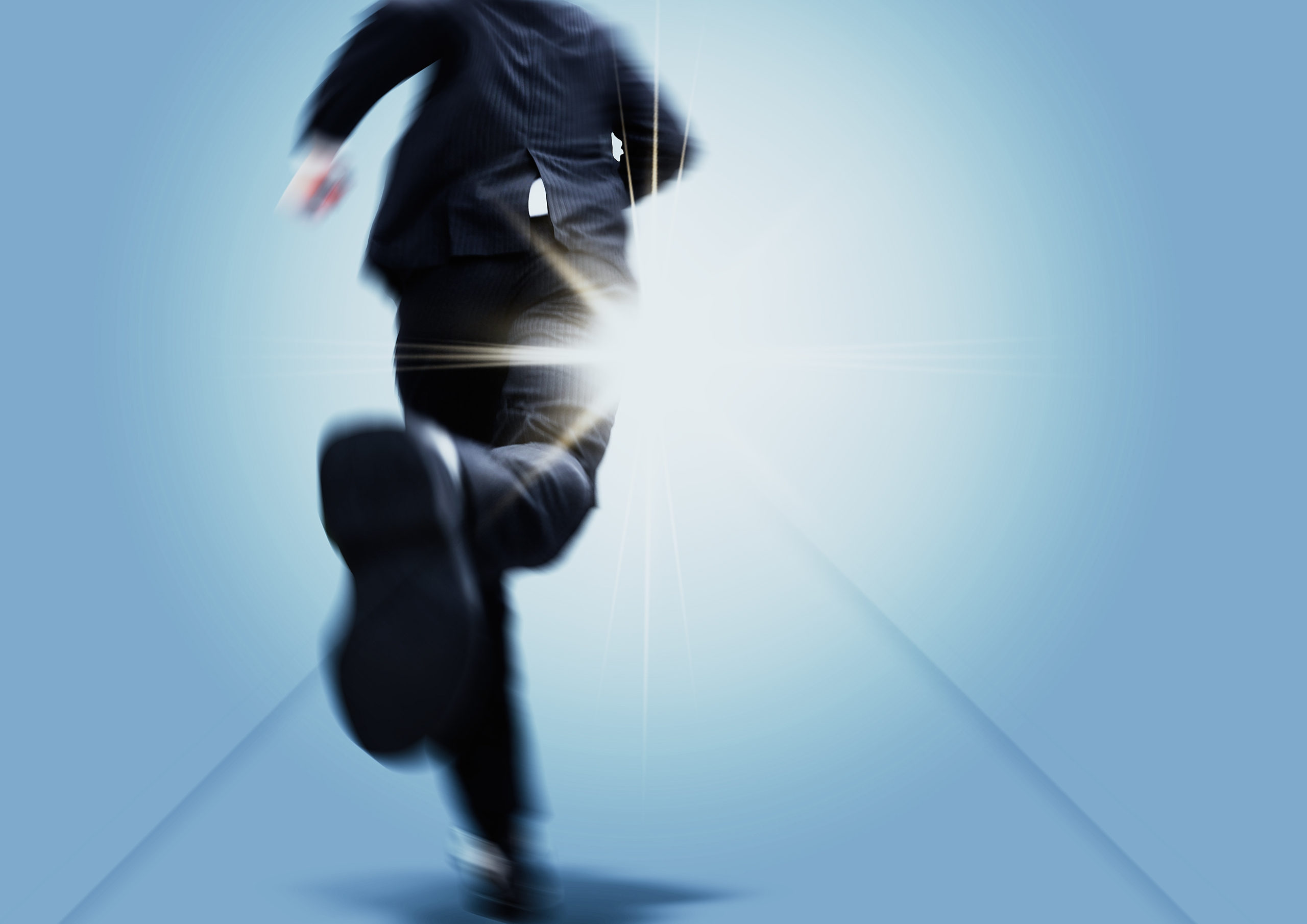 走るビジネスマン